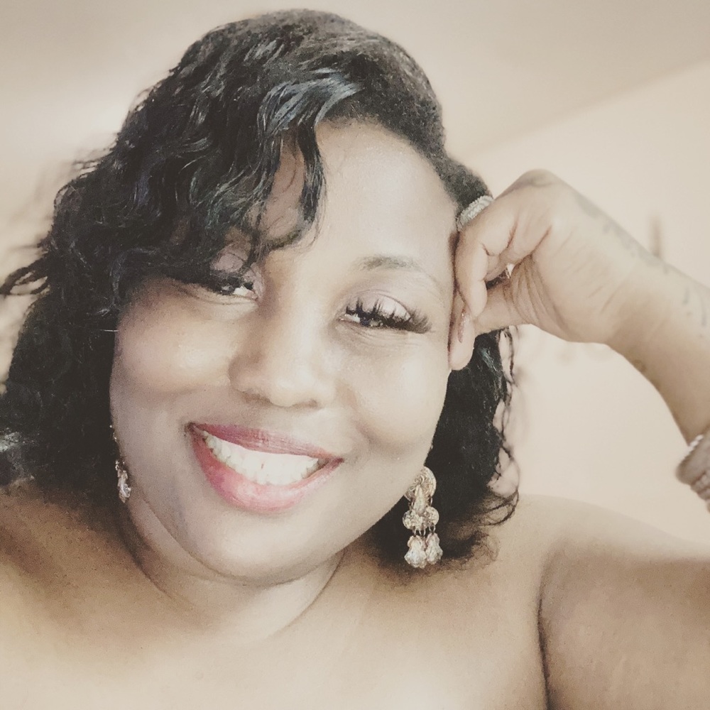 Meet your Posher, Sandy